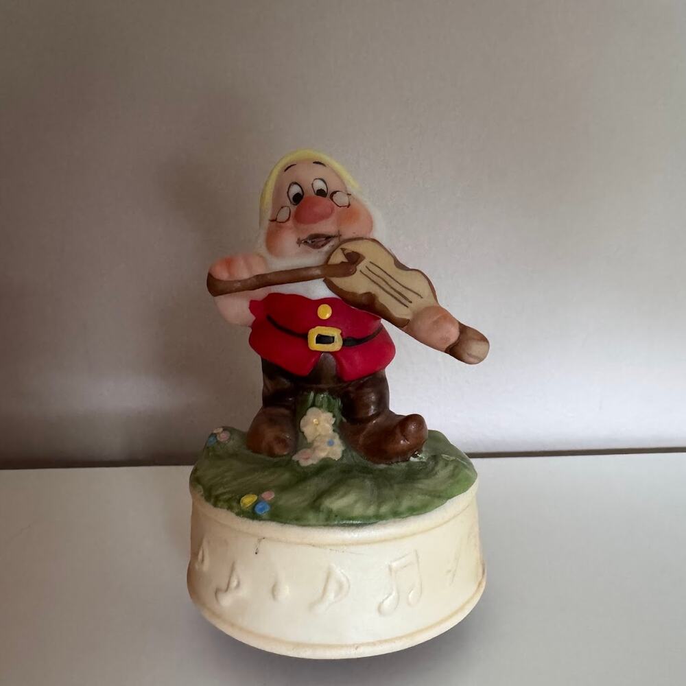 Schmid Walt Disney Snow White "Doc" Music Box Plays Heigh-Ho